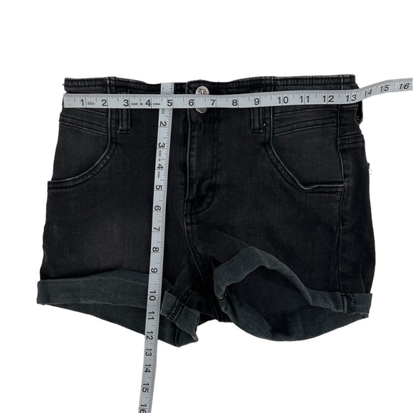 STS Blue Black Cuffed Hem High Waist Jean Shorts Size 5 Women’s - Picture 5 of 6